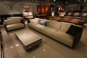 Come scegliere il divano giusto? 4 aspetti da tener presente per fare la scelta giusta