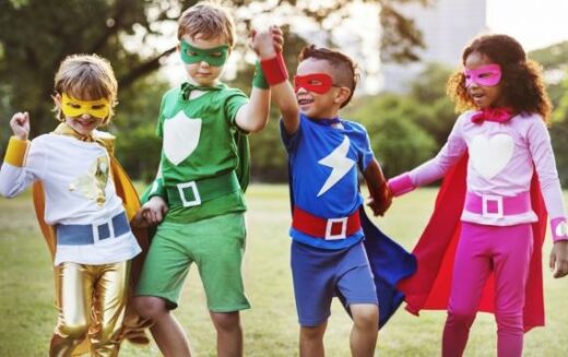 Come organizzare una festa a tema supereroi pervostro figlio